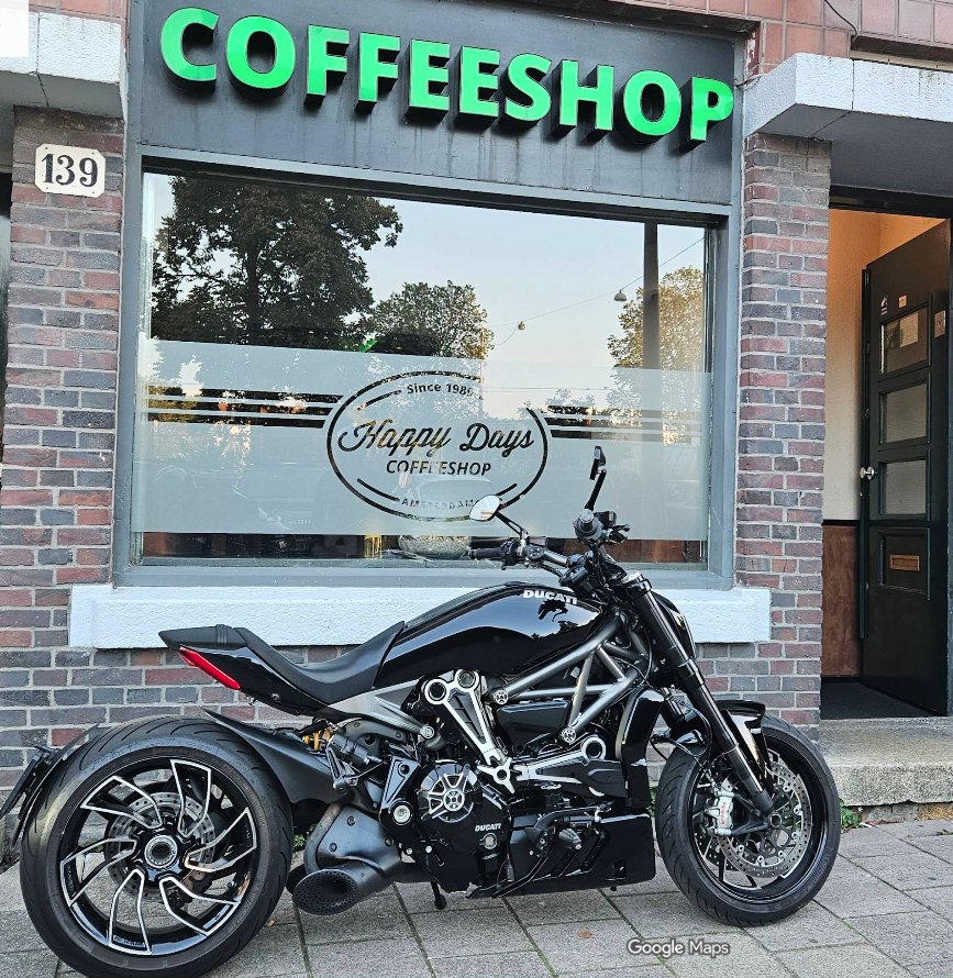Storefront of Coffeeshop Happy Days on Amsteldijk 139